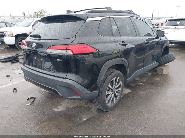 Toyota Corolla Cross Xle 2022 7MUEAAAG4NV024154 Image 4