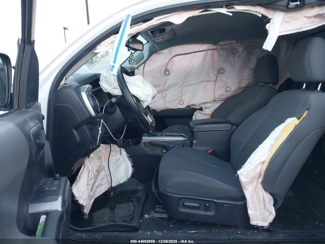 3TYSZ5AN6NT095341 Toyota Tacoma Sr5 V6