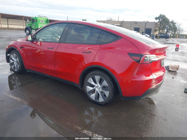 2023 TESLA MODEL Y 7SAYGAEE5PF979425 Photo 2
