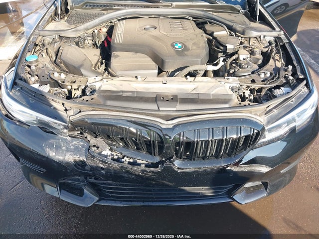 3MW5R1J00M8B71016 BMW 330I