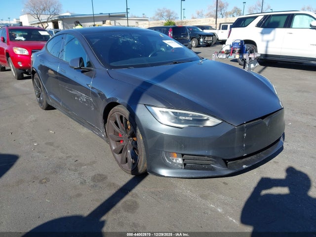2017 TESLA MODEL S 5YJSA1E15HF225167 Photo 0