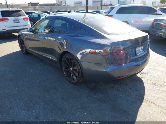 2017 TESLA MODEL S 5YJSA1E15HF225167 Photo 2