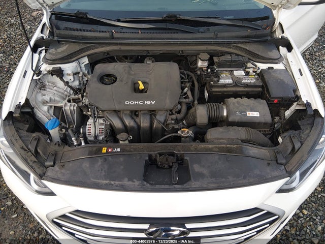 Hyundai ELANTRA SE 2018 5NPD74LF2JH275331 Image 10