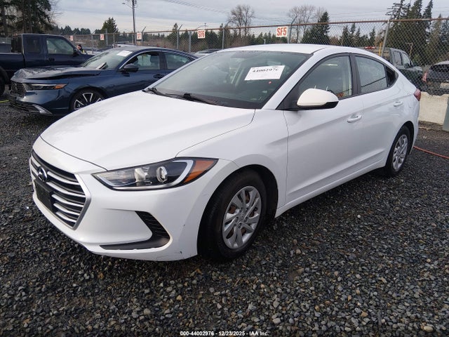 Hyundai ELANTRA SE 2018 5NPD74LF2JH275331 Image 2