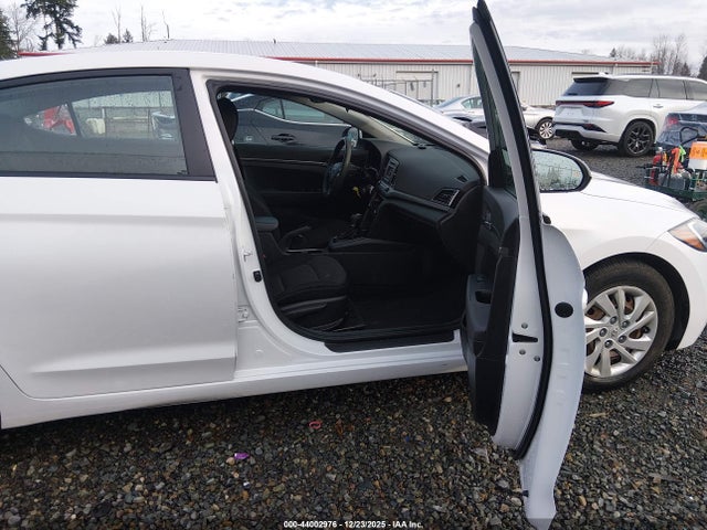 Hyundai ELANTRA SE 2018 5NPD74LF2JH275331 Image 5