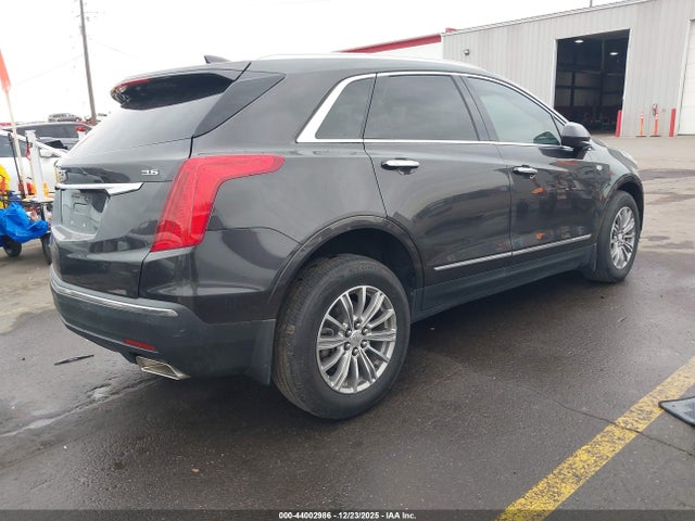 2017 CADILLAC XT5 1GYKNDRS9HZ216257 Photo 3