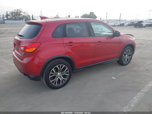 2017 MITSUBISHI OUTLANDER SPORT JA4AP3AW7HZ035270 Photo 3