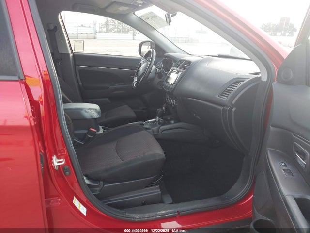 2017 MITSUBISHI OUTLANDER SPORT JA4AP3AW7HZ035270 Photo 4