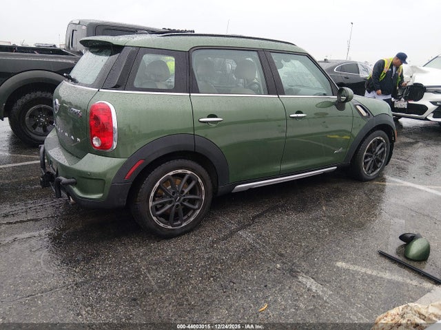 2016 MINI COUNTRYMAN WMWZC5C56GWU04864 Photo 3