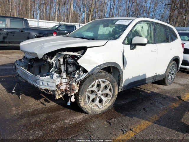 2019 Subaru Forester Premium მანქანა იყიდება აუქციონზე, vin: JF2SKAEC0KH464164, აუქციონის ნომერი: 44003022