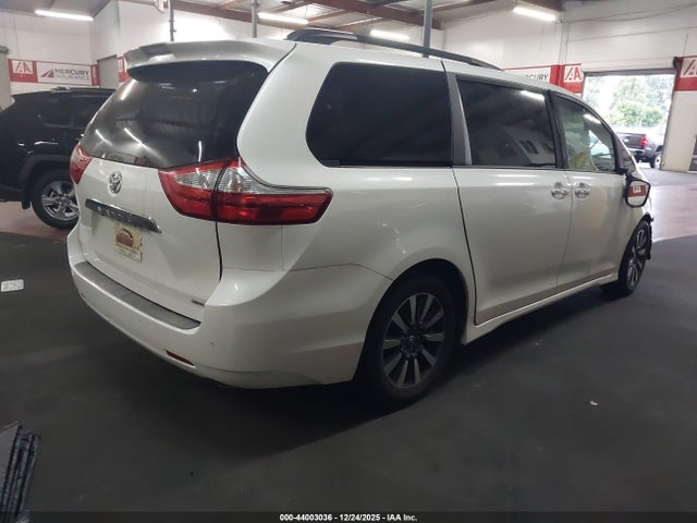 Aukcja sprzedaży 2018 Toyota Sienna Limited Premium 7 Passenger, vin: 5TDYZ3DC0JS940165, numer aukcji: 44003036