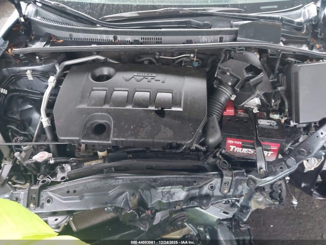 2T1BURHE7JC073374 Toyota COROLLA LE