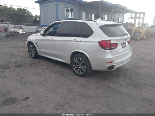 44003065 :رقم المزاد ، 5UXKR6C58F0J76441 vin ، 2015 Bmw X5 Xdrive50i مزاد بيع