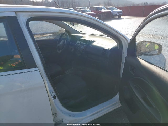 2014 MITSUBISHI MIRAGE ML32A3HJ1EH023545 Photo 4