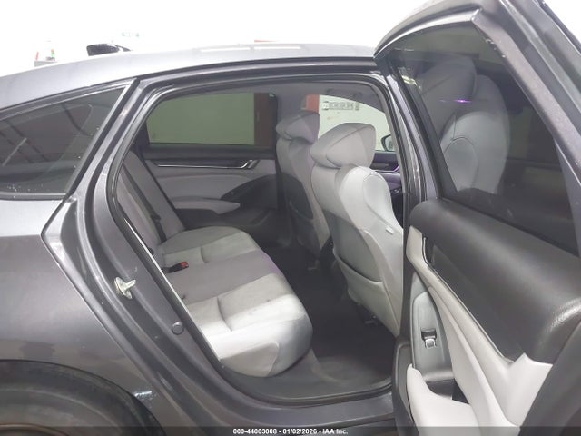 1HGCV1F40JA132249 Honda ACCORD EX