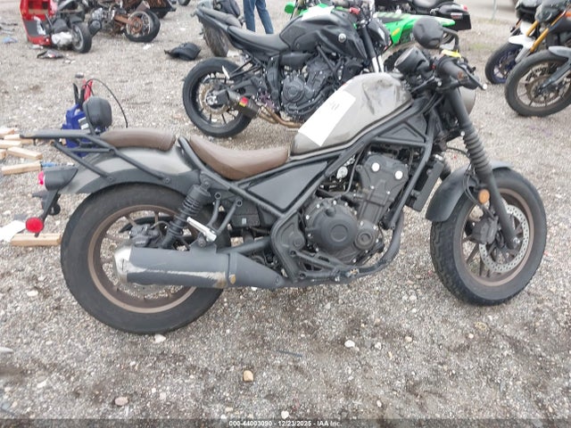 MLHPC5618P5601833 Honda CMX500