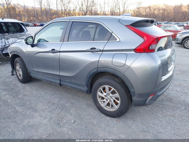 2019 MITSUBISHI ECLIPSE CROSS JA4AT3AA5KZ031645 Photo 2