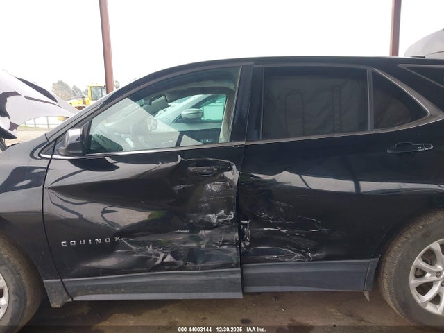 Chevrolet EQUINOX LT 2018 2GNAXSEV7J6267569 Image 6