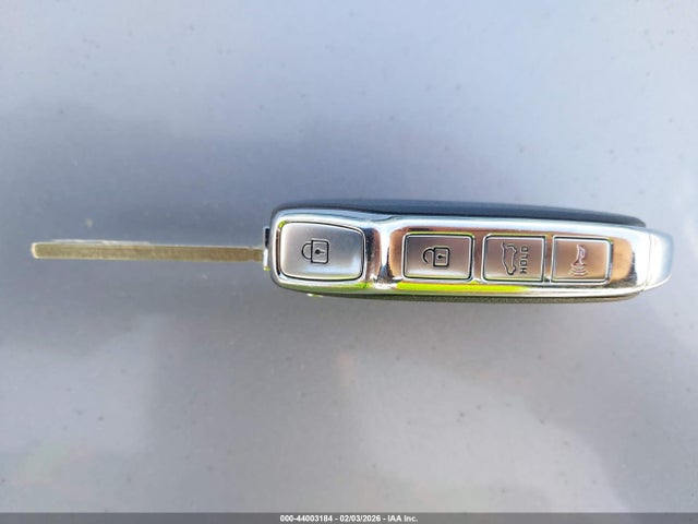 KNDJ23AU6L7117045 KIA Soul X-line