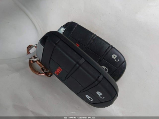 1C4RJEAG9HC740248 Jeep Grand Cherokee Laredo 4x2