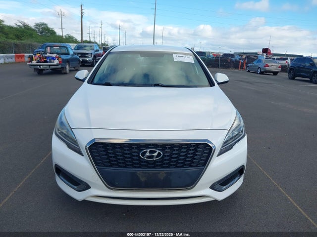 KMHE24L38HA066875 Hyundai Sonata Hybrid Se