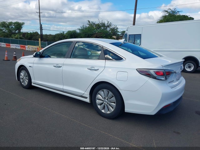 KMHE24L38HA066875 Hyundai Sonata Hybrid Se