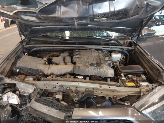 2018 TOYOTA 4RUNNER JTEBU5JR9J5578220 Photo 9