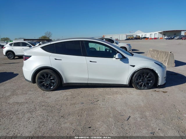 7SAYGDEEXNA019609 Tesla Model Y Long Range Dual Motor All-wheel Drive