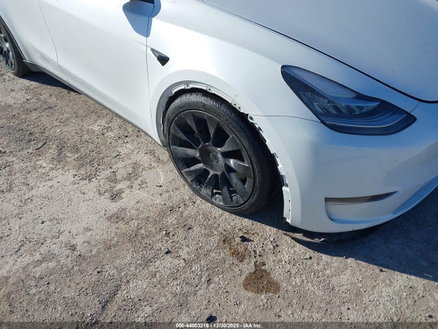 2022 TESLA MODEL Y 7SAYGDEEXNA019609 Photo 5