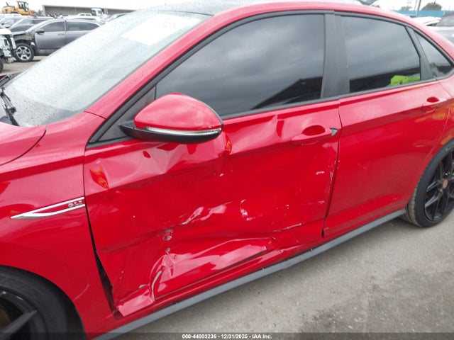 3VW6T7BU5KM205241 Volkswagen Jetta Gli 2.0t 35th Anniversary Edition/2.0t Autobahn/2.0t S