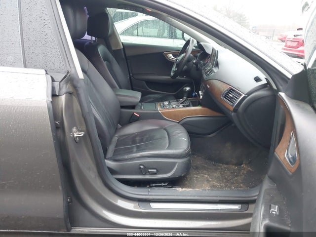 2012 Audi A7 Premium მანქანა იყიდება აუქციონზე, vin: WAUYGAFC8CN123930, აუქციონის ნომერი: 44003301