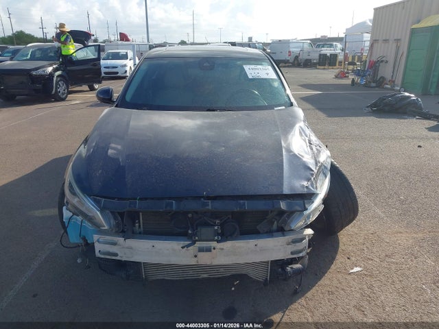1N4AL4FV5LC185533 Nissan Altima Platinum