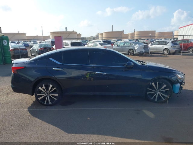 1N4AL4FV5LC185533 Nissan Altima Platinum