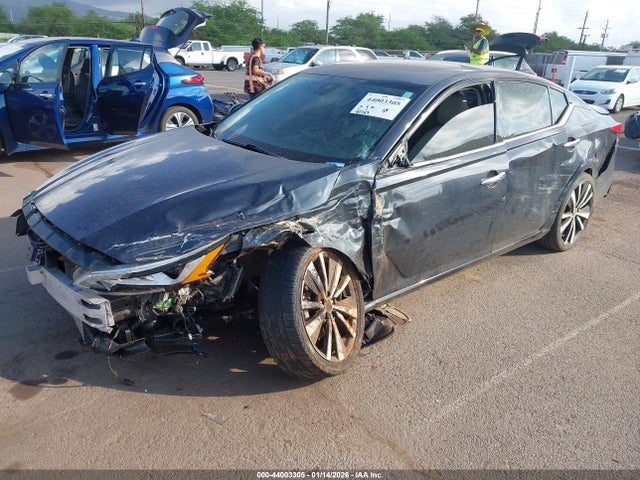 1N4AL4FV5LC185533 Nissan Altima Platinum