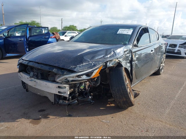1N4AL4FV5LC185533 Nissan Altima Platinum