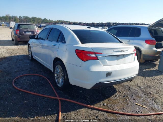 2012 CHRYSLER 200 1C3CCBCBXCN302369 Photo 2