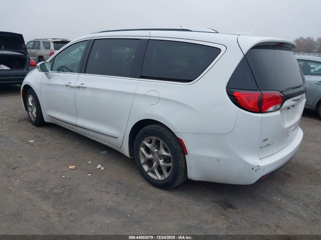 2017 CHRYSLER PACIFICA 2C4RC1GG8HR638103 Photo 2