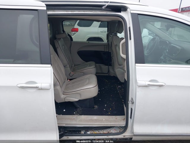 2017 CHRYSLER PACIFICA 2C4RC1GG8HR638103 Photo 7