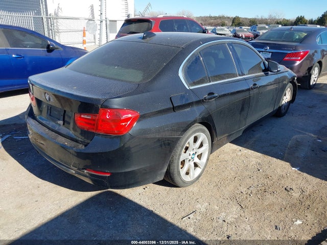 2013 BMW 328I WBA3B3C51DF541686 Photo 3