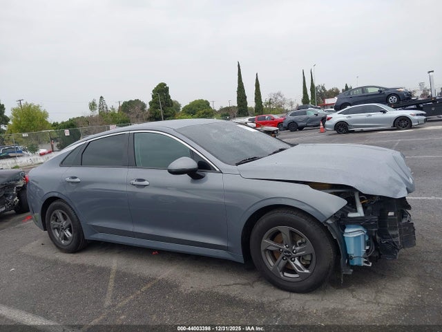5XXG14J26NG137033 KIA K5 LXS