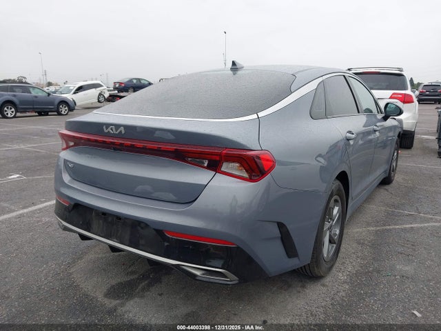 5XXG14J26NG137033 KIA K5 LXS