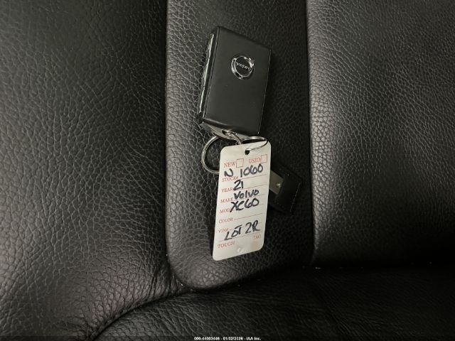 2021 VOLVO XC60 YV4102RKXM1803450 Photo 10