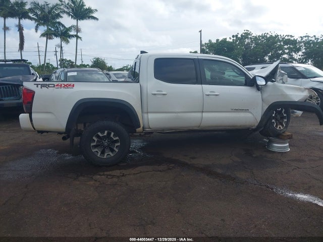 3TMCZ5AN4JM121574 Toyota Tacoma Trd Sport