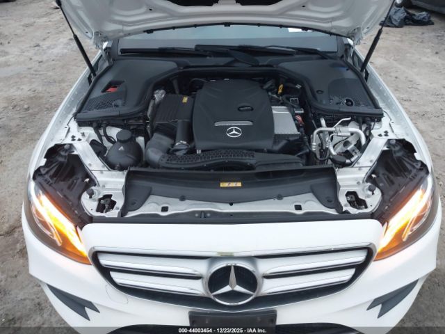 2017 MERCEDES-BENZ E 300 WDDZF4KB9HA077876 Photo 9