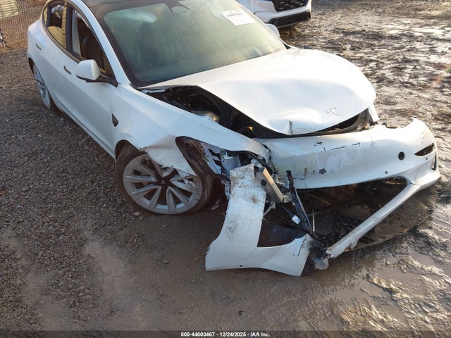 2022 TESLA MODEL 3 5YJ3E1EB5NF105799 Photo 5