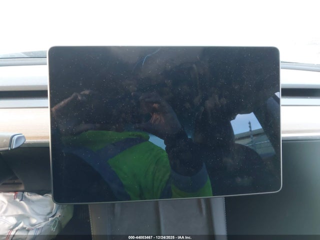 2022 TESLA MODEL 3 5YJ3E1EB5NF105799 Photo 6