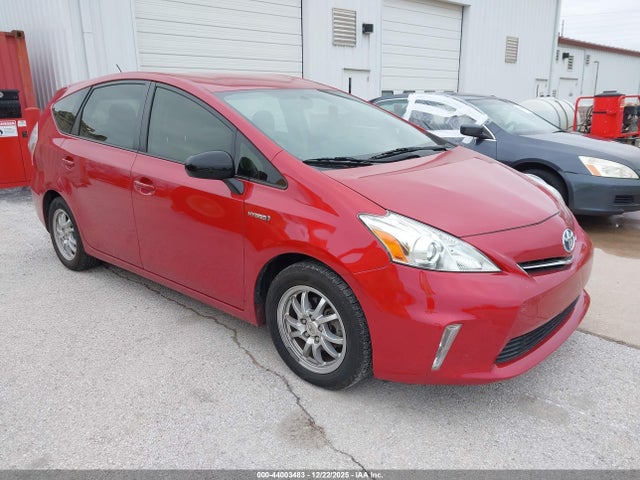 2014 Toyota Prius V Two მანქანა იყიდება აუქციონზე, vin: JTDZN3EU1E3307799, აუქციონის ნომერი: 44003483
