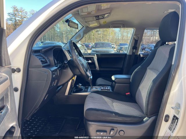 2014 TOYOTA 4RUNNER JTEBU5JR7E5200547 Photo 4