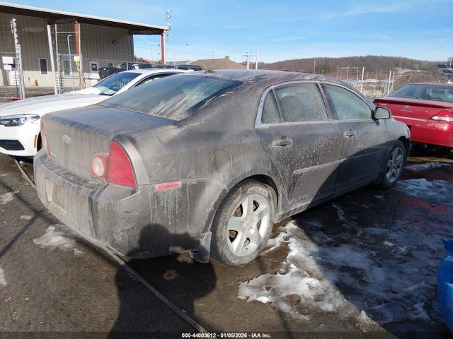 2011 CHEVROLET MALIBU 1G1ZB5E14BF261205 Photo 3