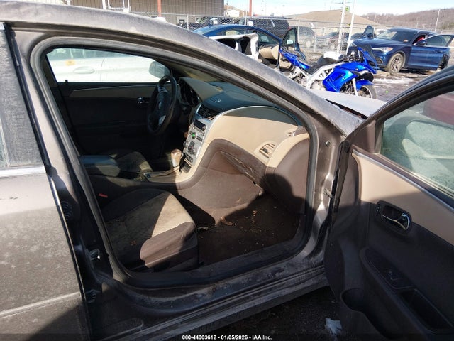 2011 CHEVROLET MALIBU 1G1ZB5E14BF261205 Photo 4